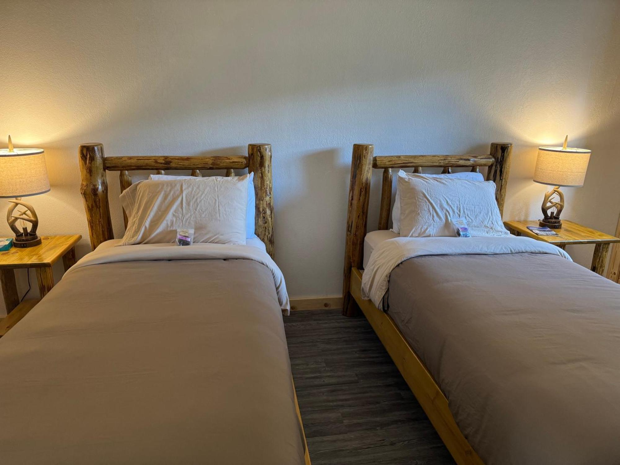 Kootenai Valley Motel Bonners Ferry Bagian luar foto