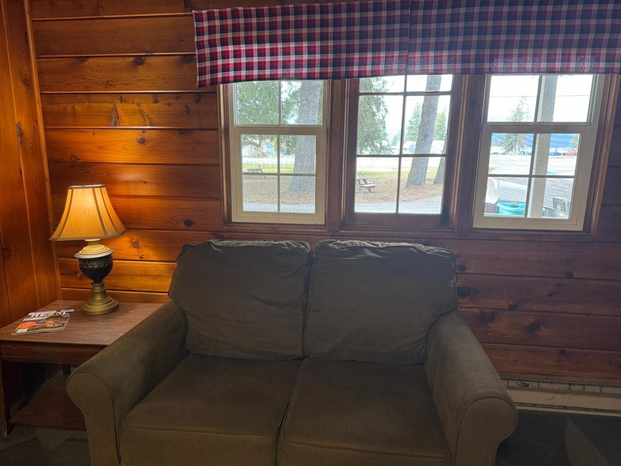 Kootenai Valley Motel Bonners Ferry Bagian luar foto